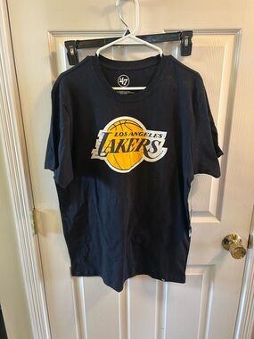 47 Los Angeles Lakers Navy and Yellow Graphic Tee
